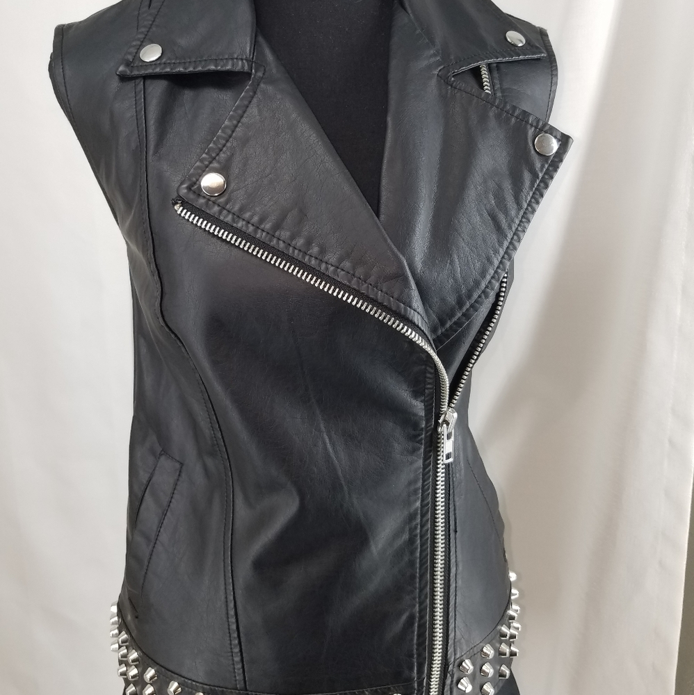 Forever 21 Black Studded Moto Biker Jacket Vest